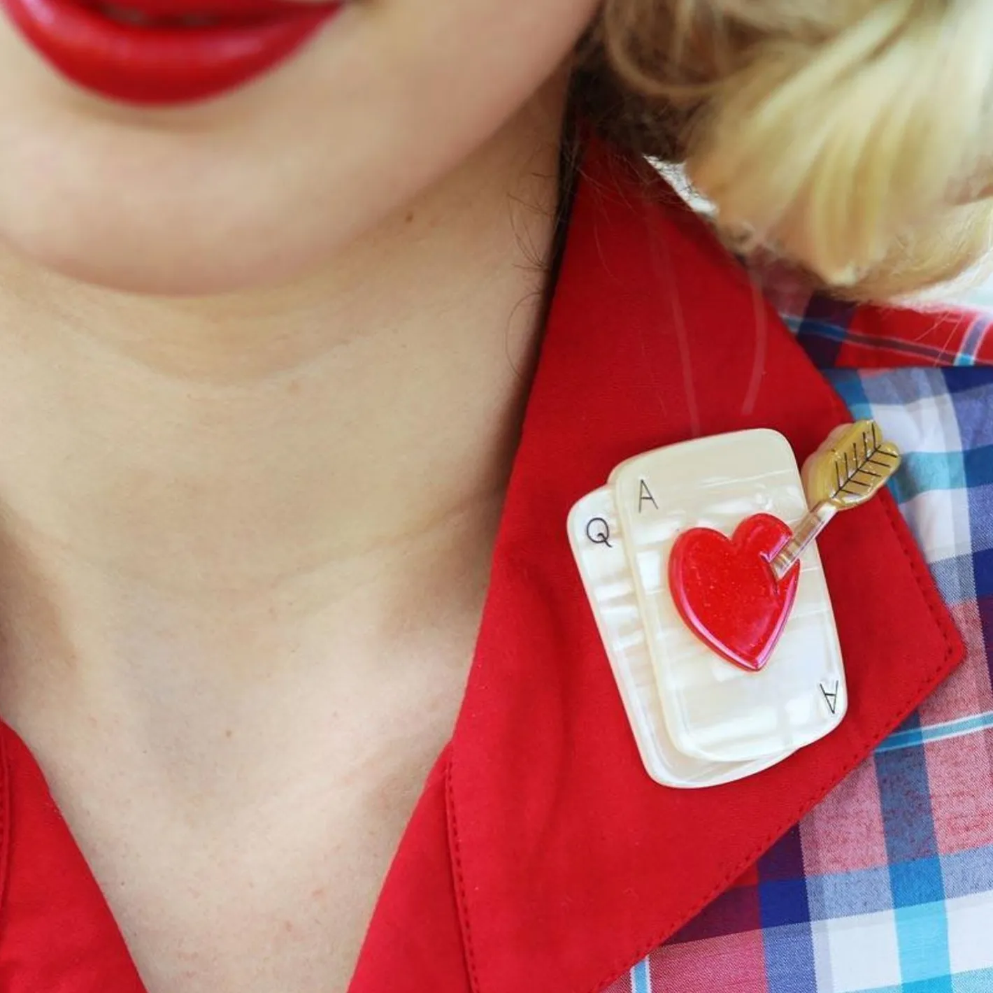 Erstwilder Ace'S High Brooch^ Brooches