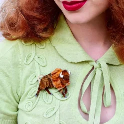 Erstwilder Buffalo Bull Brooch^ Brooches
