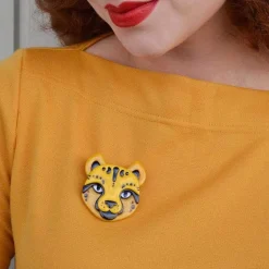 Erstwilder Cheetara'S Chum Brooch^ Brooches