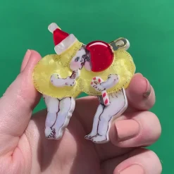 Erstwilder Christmas Kisses Brooch^ Brooches