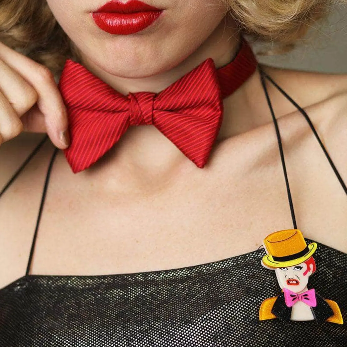Erstwilder Columbia The Corruptible Brooch^ Brooches