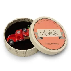 Erstwilder County Fair Chariot Brooch^ Brooches