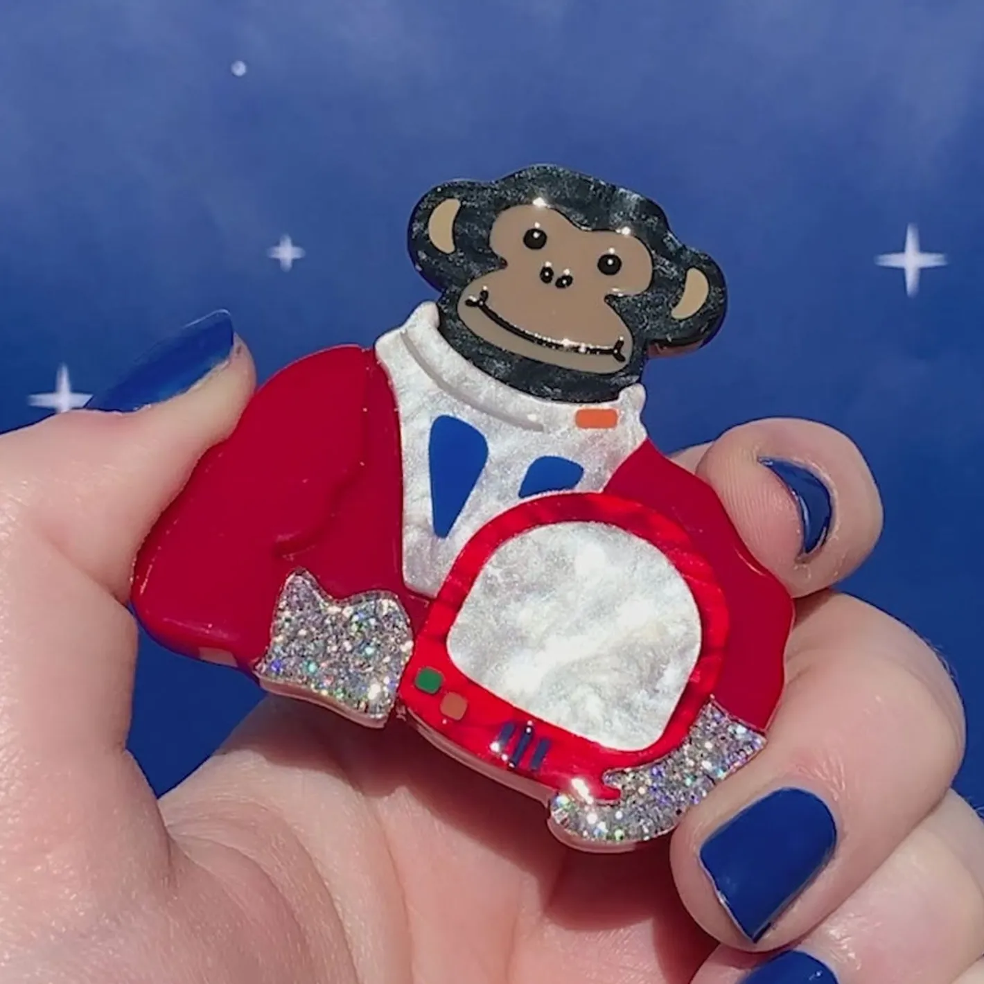 Erstwilder First Officer Brooch^ Brooches