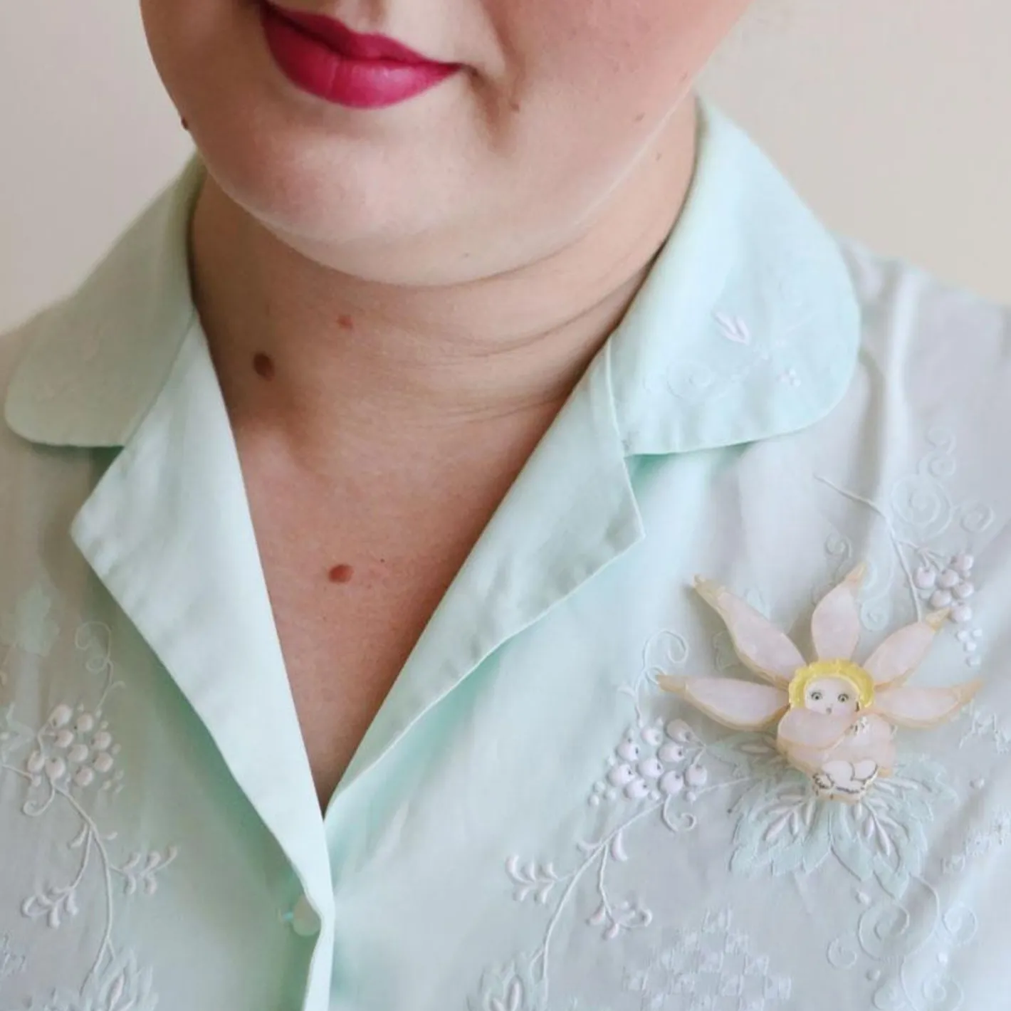 Erstwilder Flannel Flower Brooch^ Brooches