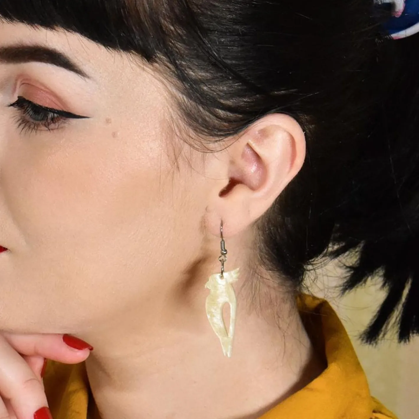 Erstwilder Kookaburra Ripple Glitter Resin Drop Earrings - Cream^ Essential Earrings
