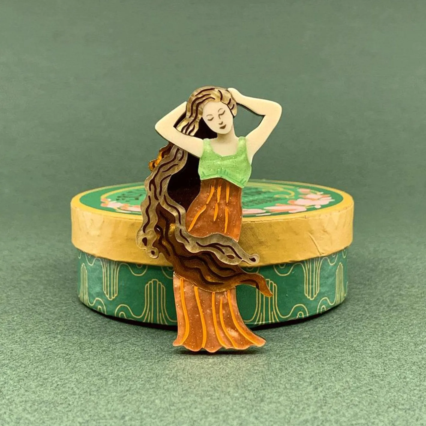 Erstwilder Lady Loie Brooch^ Brooches