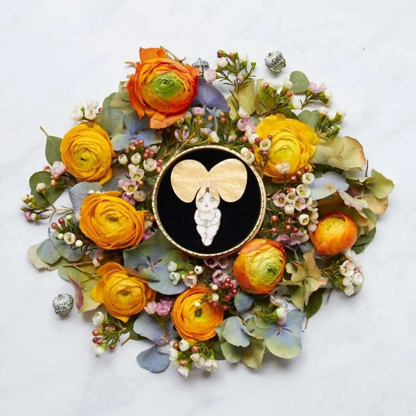 Erstwilder Peababy Brooch^ Brooches