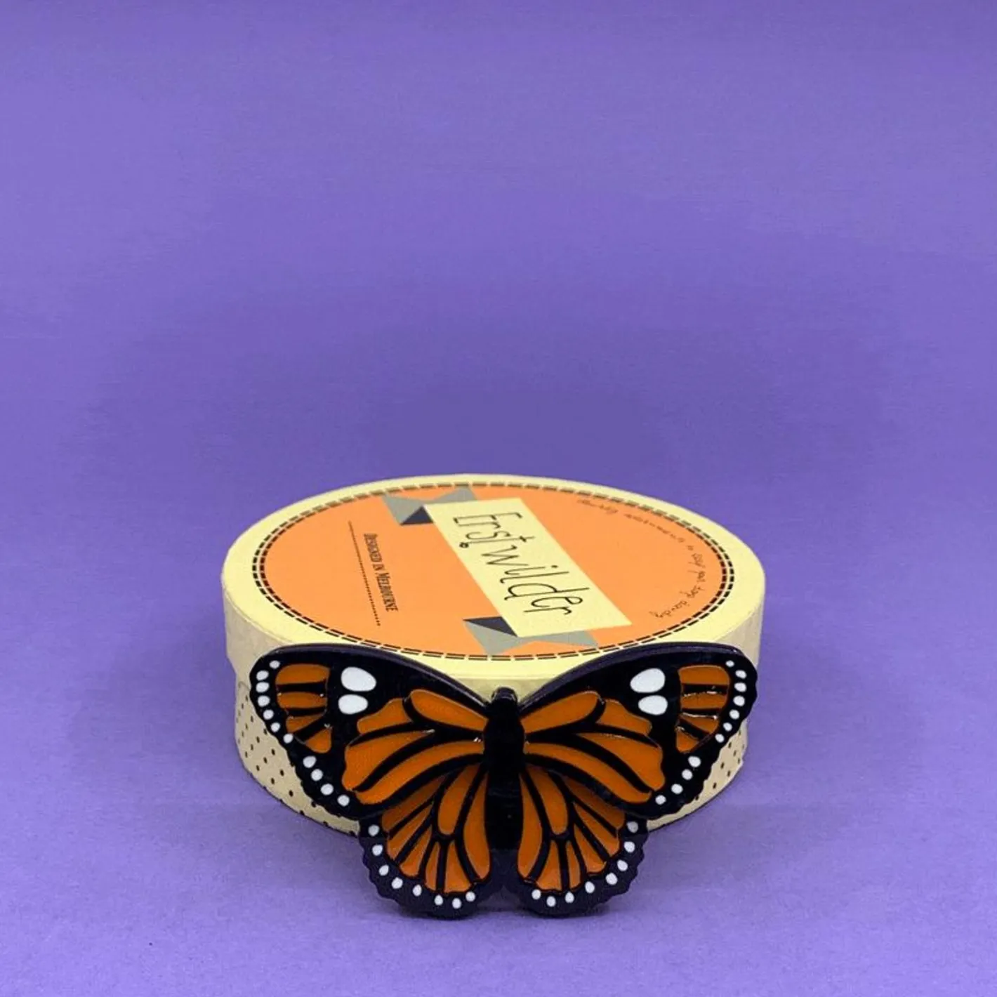 Erstwilder Prince Of Orange Brooch^ Brooches