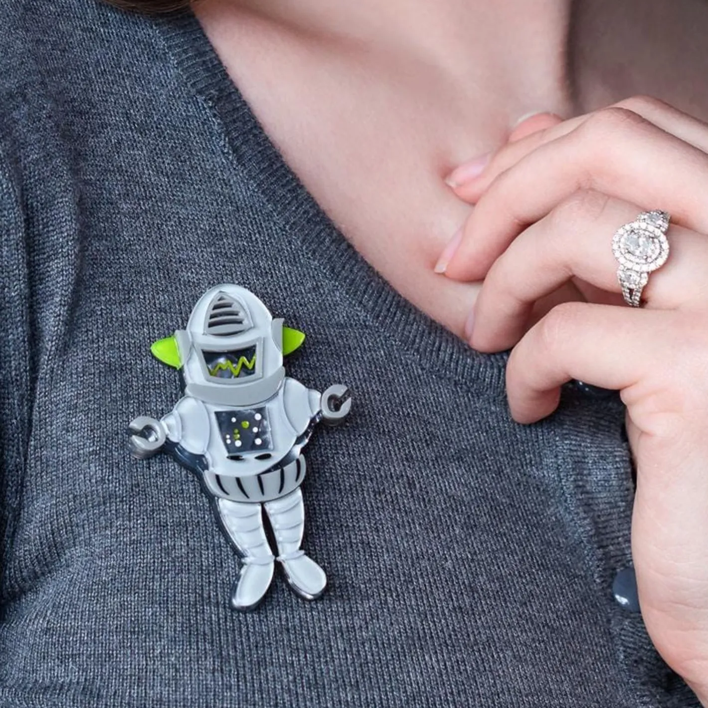 Erstwilder Robert The Rational Robot Brooch^ Brooches