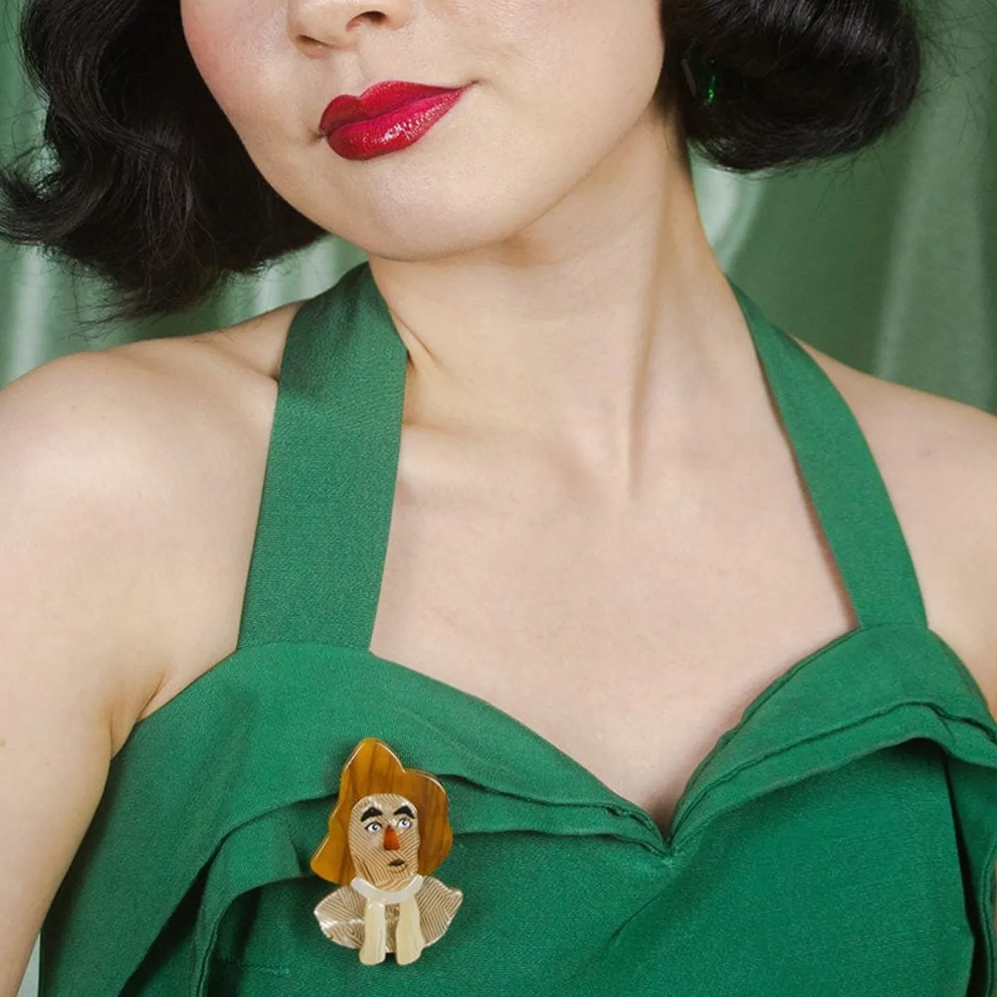 Erstwilder Scarecrow Brooch^ Brooches