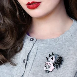 Erstwilder Spinner Of Spells Brooch^ Brooches