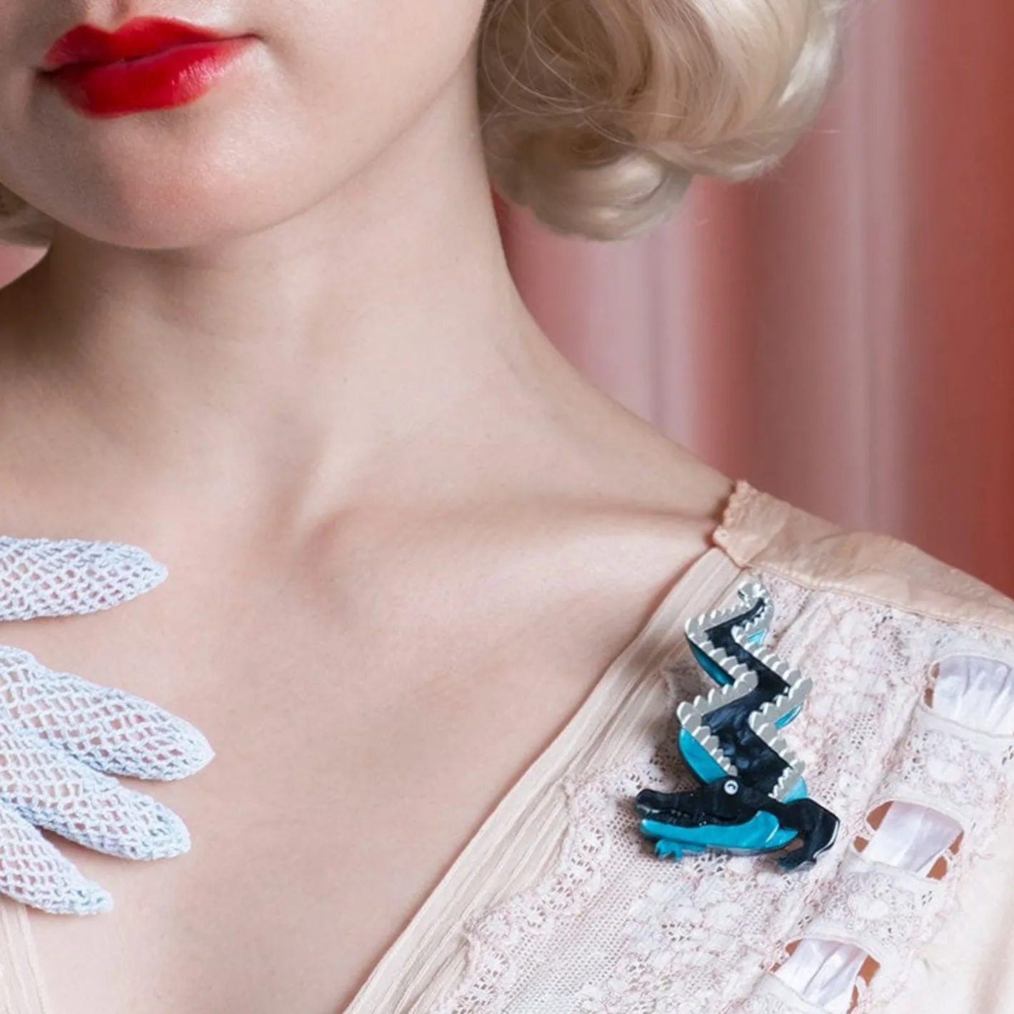 Erstwilder Stylish Smile Brooch^ Brooches