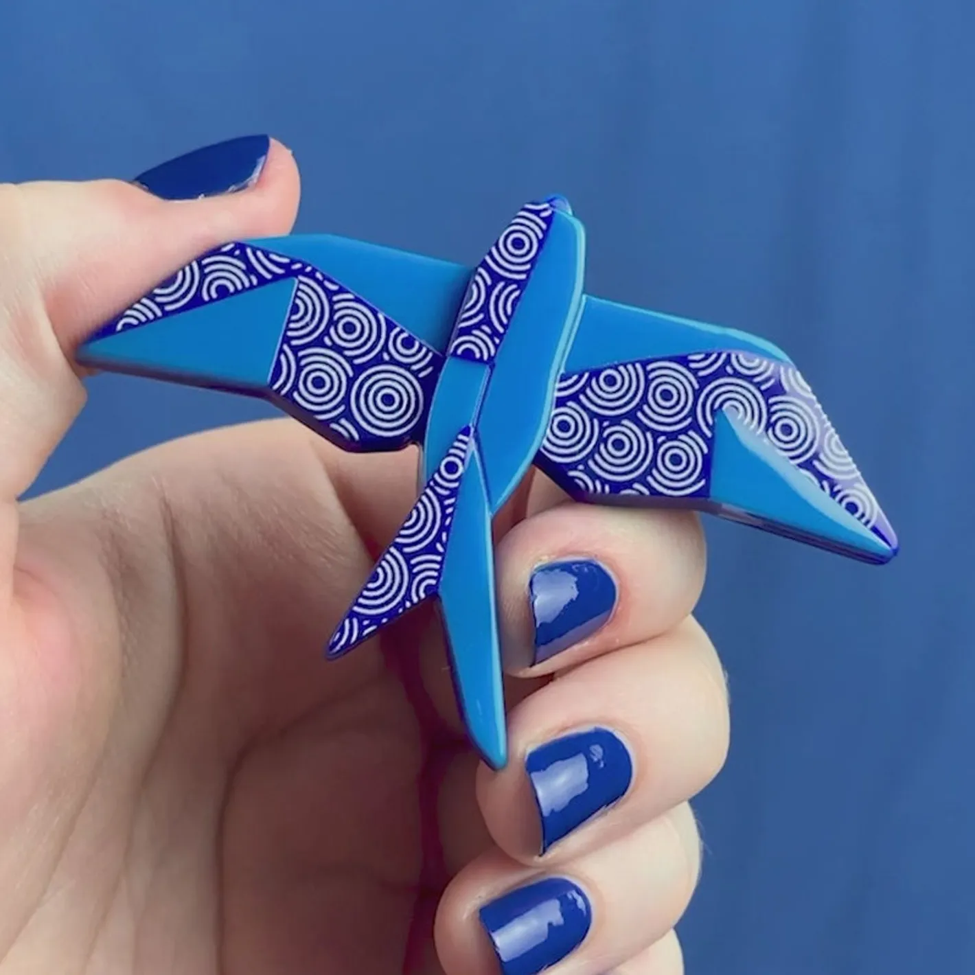 Erstwilder The Singing Swallow Brooch^ Brooches