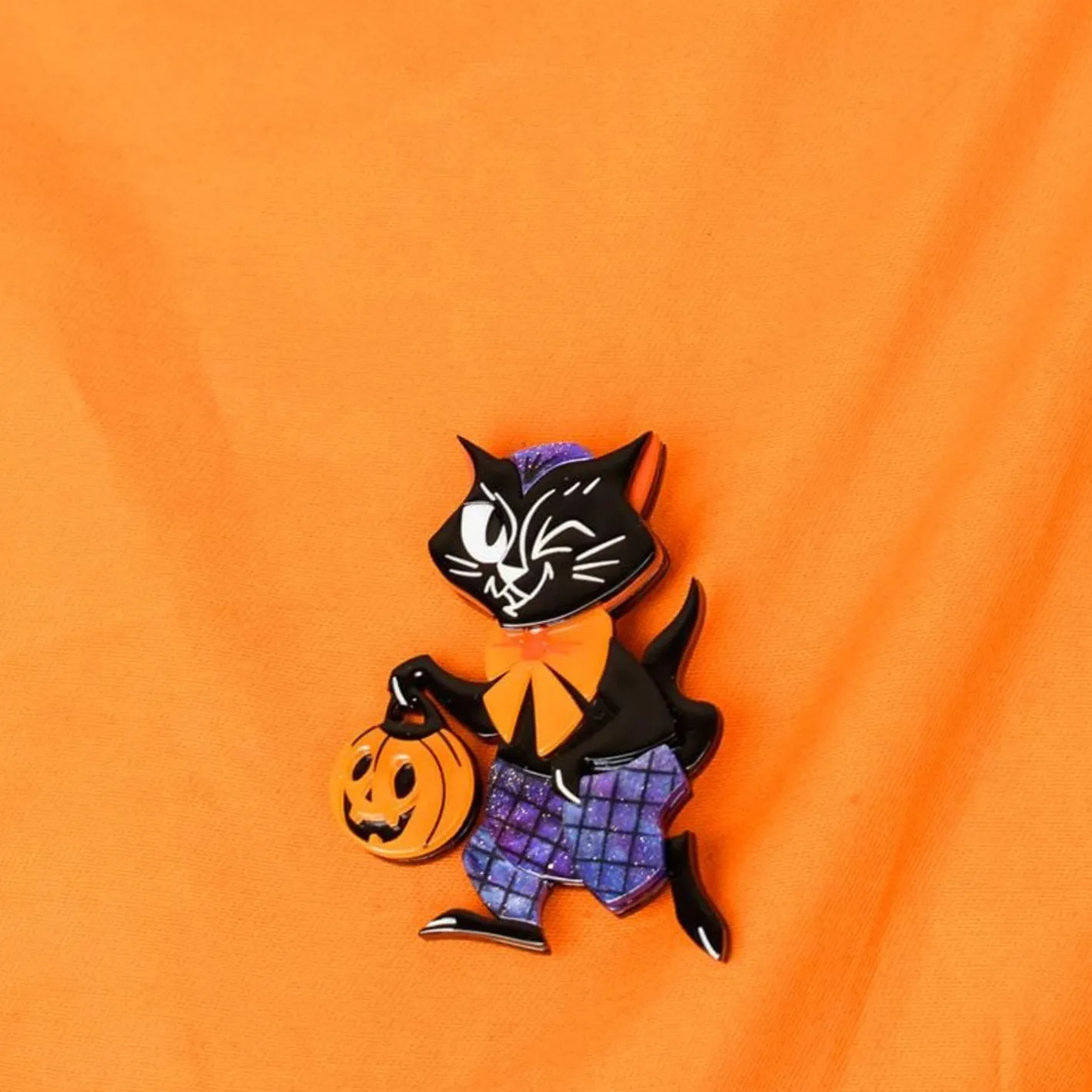 Erstwilder Treat Seeker Cat Brooch^ Brooches